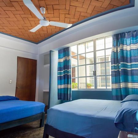 Hostal Azul Y Blanco サンタ・クルス・ウアトゥルコ エクステリア 写真
