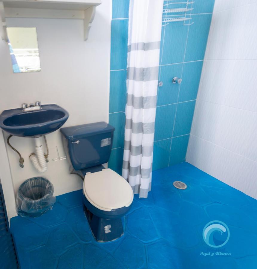Hostal Azul Y Blanco サンタ・クルス・ウアトゥルコ エクステリア 写真