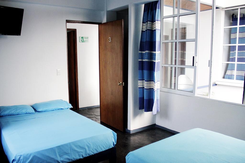 Hostal Azul Y Blanco サンタ・クルス・ウアトゥルコ エクステリア 写真